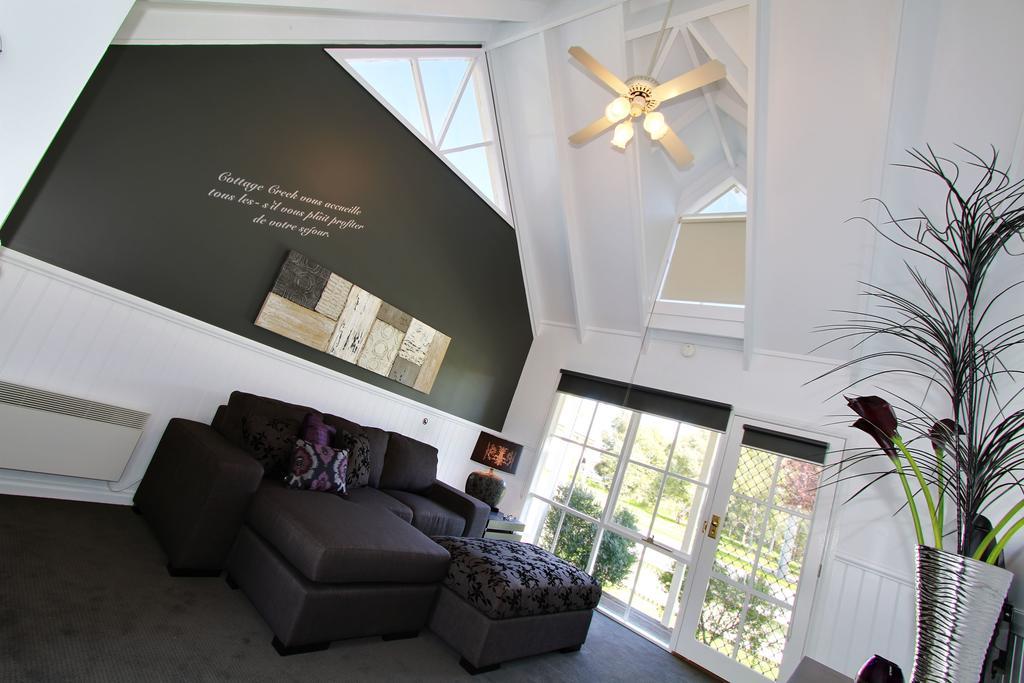 Creek Cottage Bed And Breakfast Traralgon Rum bild